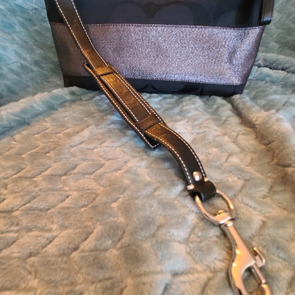 SOLD Coach Signature Stripe East West Monogram Handbag EUC - Picture 8 of 15